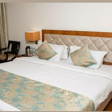 Hotel Meadows فاراناسي المظهر الخارجي الصورة