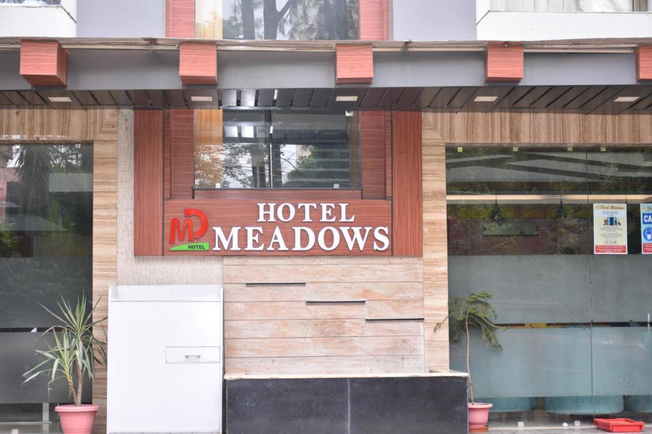 Hotel Meadows فاراناسي المظهر الخارجي الصورة