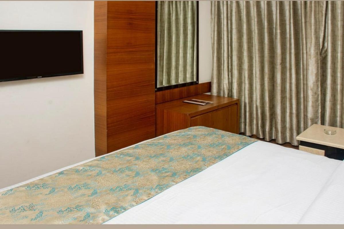Hotel Meadows فاراناسي المظهر الخارجي الصورة