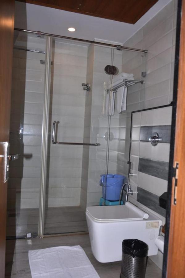 Hotel Meadows فاراناسي المظهر الخارجي الصورة